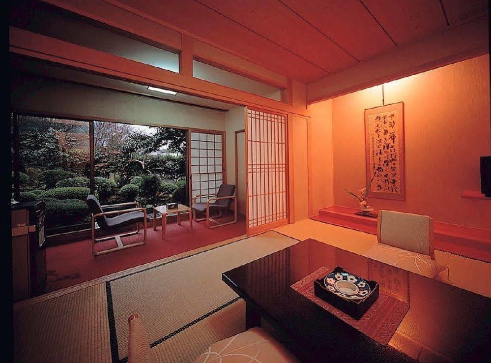 Yuyado Unzen Shinyu Hotell Exteriör bild